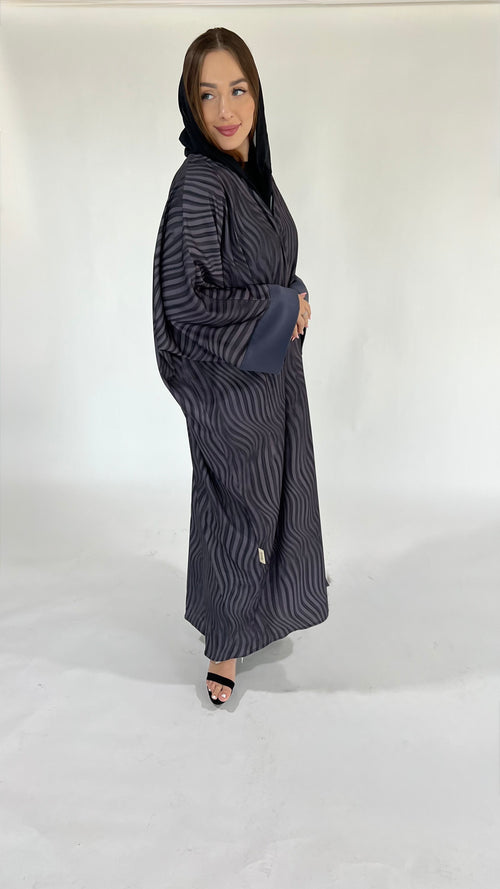 Ash abaya