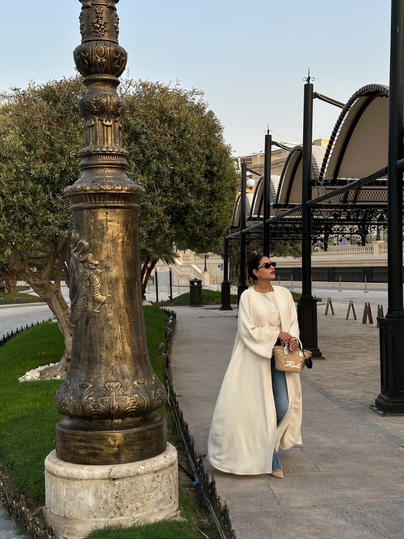 Sunflare Abaya
